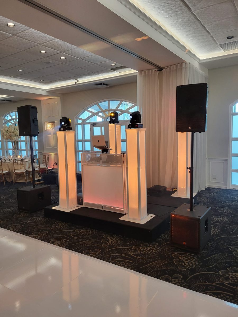 Booth DJ – colonnes LED